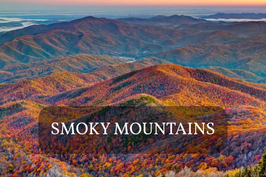 Four Private Suites - Hot Tub - Arcade - Fast Wi-Fi - One Minute To Parkway Fun Pigeon Forge Exterior foto